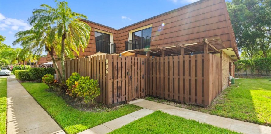 Adosado en Davie, Florida 3 dormitorios, 153.66 m2 № 2036612