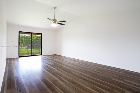Condo in Boca Raton, Florida, 2 bedrooms  № 1943674 - photo 11
