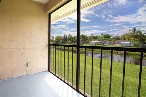 Condo in Boca Raton, Florida, 2 bedrooms  № 1943674 - photo 26