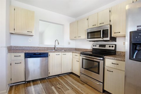 Condo in Boca Raton, Florida, 2 bedrooms  № 1943674 - photo 6