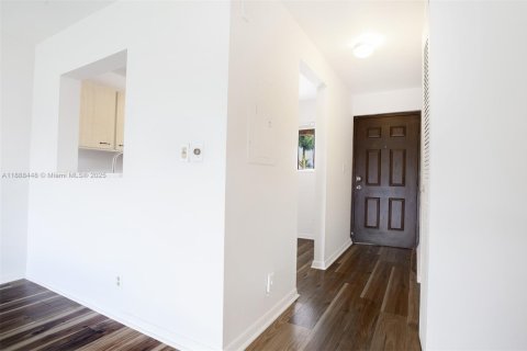 Condo in Boca Raton, Florida, 2 bedrooms  № 1943674 - photo 10