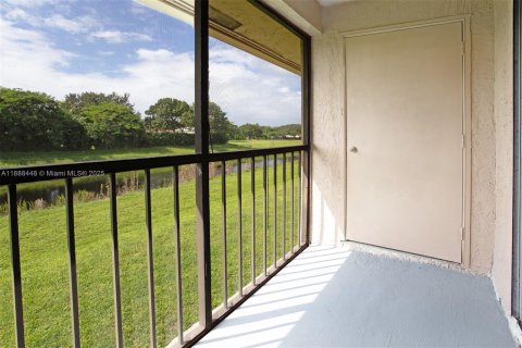 Condo in Boca Raton, Florida, 2 bedrooms  № 1943674 - photo 27
