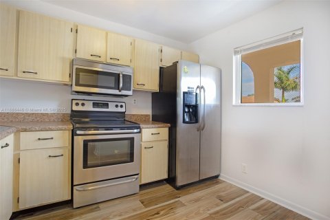 Condo in Boca Raton, Florida, 2 bedrooms  № 1943674 - photo 4