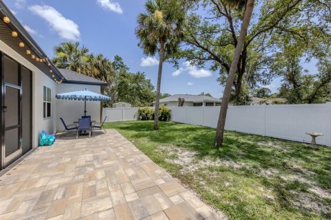 House in North Port, Florida 3 bedrooms, 169.64 sq.m. № 1784503 - photo 21