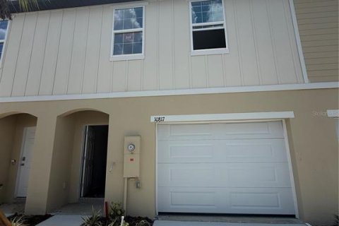 Townhouse in San Antonio, Florida 3 bedrooms, 157.38 sq.m. № 1914673 - photo 14