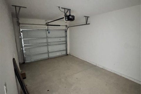 Townhouse in San Antonio, Florida 3 bedrooms, 157.38 sq.m. № 1914673 - photo 7