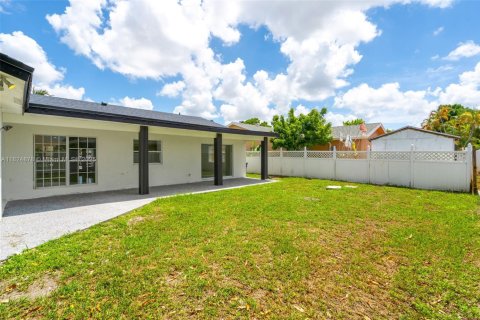 Villa ou maison à vendre à Lauderhill, Floride: 3 chambres, 165.92 m2 № 1790535 - photo 29