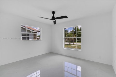 Villa ou maison à vendre à Lauderhill, Floride: 3 chambres, 165.92 m2 № 1790535 - photo 22