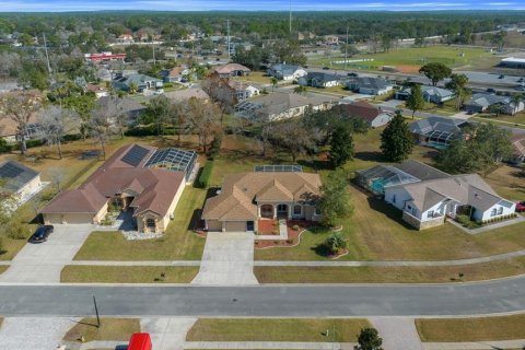 House in Spring Hill, Florida 3 bedrooms, 194.17 sq.m. № 1513009 - photo 6