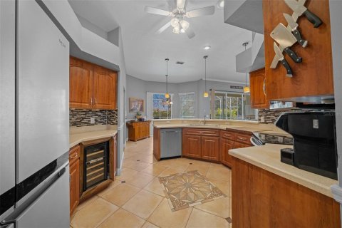 House in Spring Hill, Florida 3 bedrooms, 194.17 sq.m. № 1513009 - photo 19