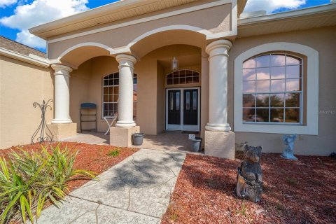 House in Spring Hill, Florida 3 bedrooms, 194.17 sq.m. № 1513009 - photo 10