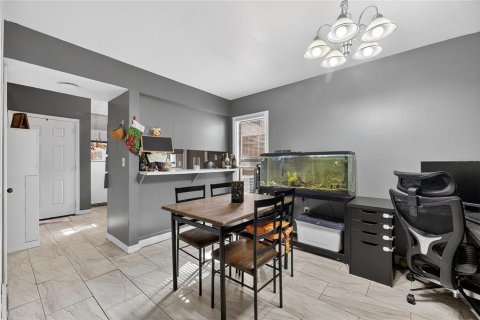 Condo in Tampa, Florida, 2 bedrooms  № 2370816 - photo 8