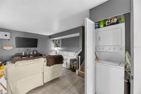 Condo in Tampa, Florida, 2 bedrooms  № 2370816 - photo 11