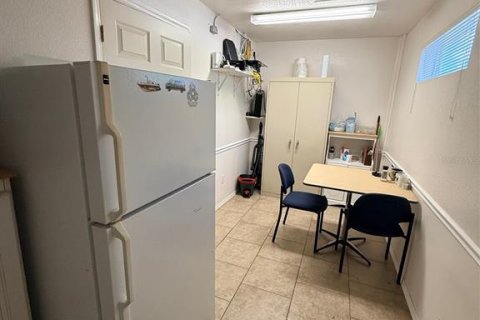 Immobilier commercial à louer à Port Charlotte, Floride: 11.15 m2 № 2101269 - photo 5