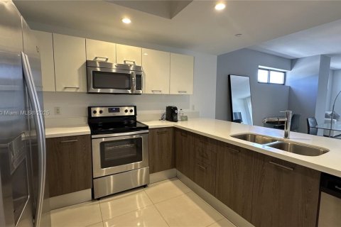 Condominio en venta en Bay Harbor Islands, Florida, 2 dormitorios, 114.83 m2 № 1954367 - foto 5