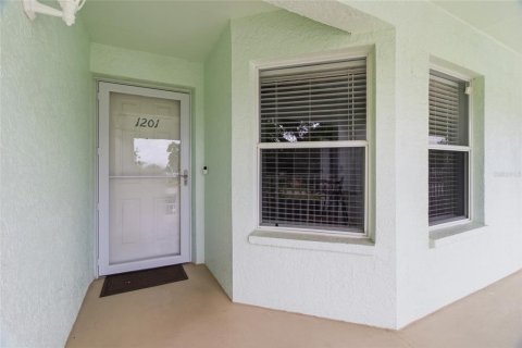 Copropriété à vendre à North Port, Floride: 2 chambres, 107.12 m2 № 2215771 - photo 3