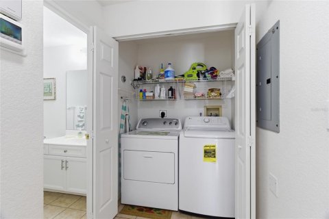 Copropriété à vendre à North Port, Floride: 2 chambres, 107.12 m2 № 2215771 - photo 14