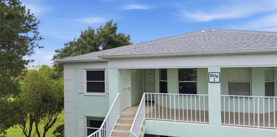 Condo à North Port, Floride, 2 chambres  № 2215771