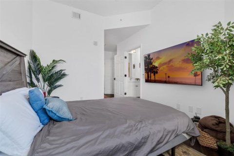 Condo in Orlando, Florida, 2 bedrooms  № 1845253 - photo 29