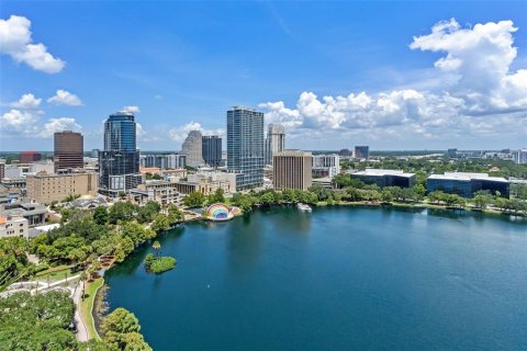 Condo in Orlando, Florida, 2 bedrooms  № 1845253 - photo 18