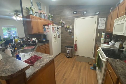 House in Plant City, Florida 3 bedrooms, 112.6 sq.m. № 1852944 - photo 9