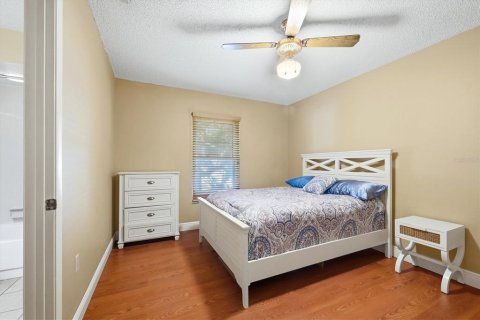 Villa ou maison à vendre à Sarasota, Floride: 3 chambres, 115.48 m2 № 2415441 - photo 20