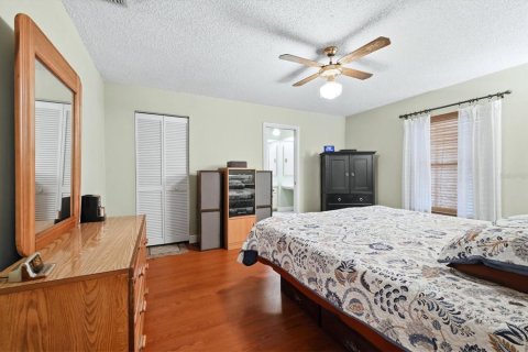 Villa ou maison à vendre à Sarasota, Floride: 3 chambres, 115.48 m2 № 2415441 - photo 15