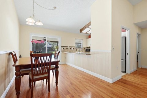 Villa ou maison à vendre à Sarasota, Floride: 3 chambres, 115.48 m2 № 2415441 - photo 9