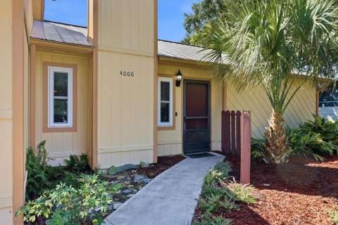 Villa ou maison à vendre à Sarasota, Floride: 3 chambres, 115.48 m2 № 2415441 - photo 4