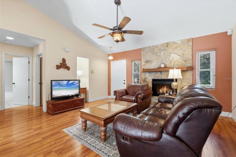 Villa ou maison à vendre à Sarasota, Floride: 3 chambres, 115.48 m2 № 2415441 - photo 6