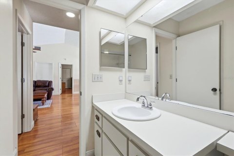 Villa ou maison à vendre à Sarasota, Floride: 3 chambres, 115.48 m2 № 2415441 - photo 24