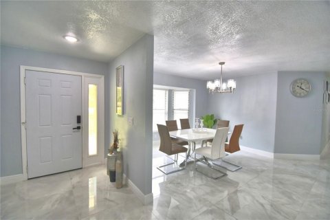 Villa ou maison à vendre à Lakeland, Floride: 4 chambres, 206.06 m2 № 2216704 - photo 13