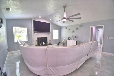 Villa ou maison à vendre à Lakeland, Floride: 4 chambres, 206.06 m2 № 2216704 - photo 29