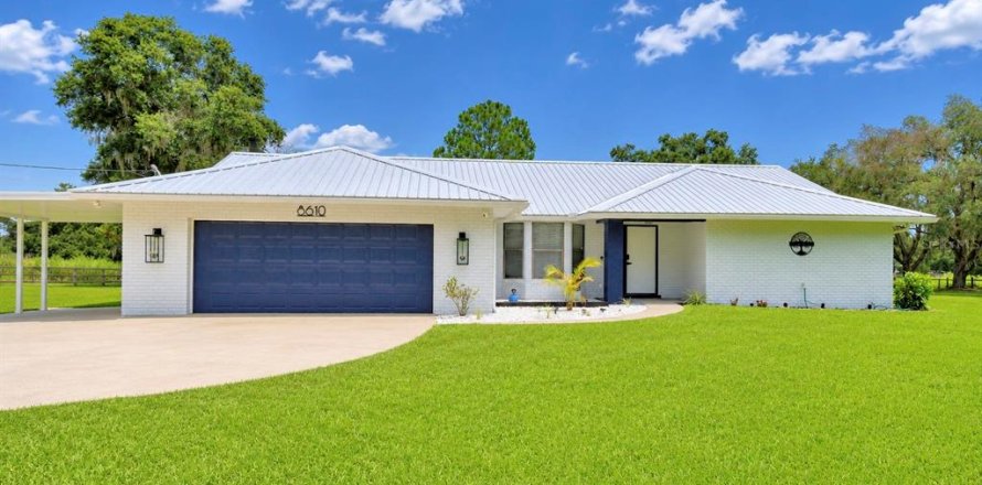 Villa ou maison à Lakeland, Floride 4 chambres, 206.06 m2 № 2216704