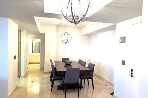 Condo in Fort Lauderdale, Florida, 2 bedrooms  № 2251314 - photo 11
