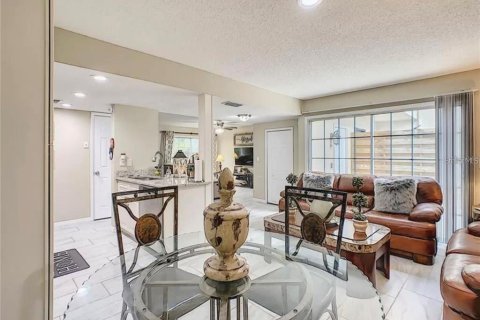 Condominio en alquiler en Sarasota, Florida, 3 dormitorios, 130.81 m2 № 1825262 - foto 6