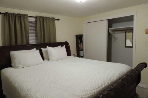 Villa ou maison à vendre à Holiday, Floride: 2 chambres, 88.81 m2 № 2233632 - photo 9