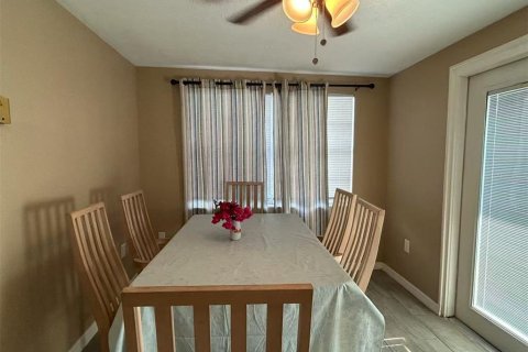 Villa ou maison à vendre à Holiday, Floride: 2 chambres, 88.81 m2 № 2233632 - photo 7