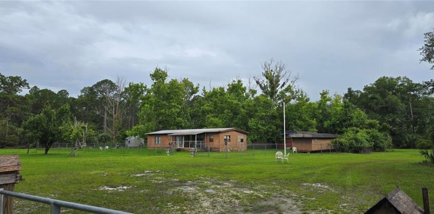 House in Cedar Key, Florida 3 bedrooms, 131.36 sq.m. № 2231895