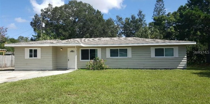 House in Sarasota, Florida 4 bedrooms, 147.9 sq.m. № 1908376