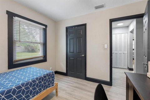 Villa ou maison à vendre à Tampa, Floride: 2 chambres, 76.37 m2 № 2322709 - photo 18