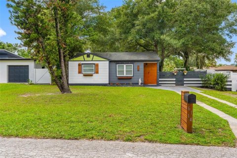 Villa ou maison à vendre à Tampa, Floride: 2 chambres, 76.37 m2 № 2322709 - photo 28
