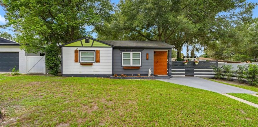 Villa ou maison à Tampa, Floride 2 chambres, 76.37 m2 № 2322709