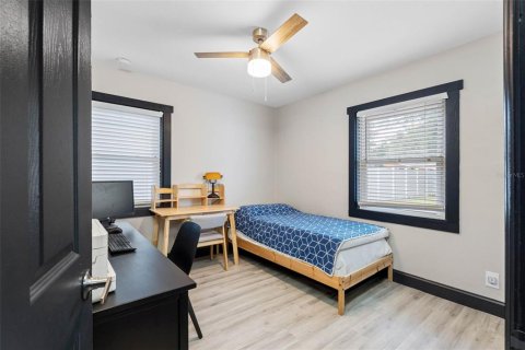 Villa ou maison à vendre à Tampa, Floride: 2 chambres, 76.37 m2 № 2322709 - photo 17