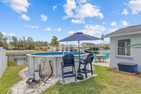 Casa en venta en Hudson, Florida, 2 dormitorios, 112.23 m2 № 1670660 - foto 5
