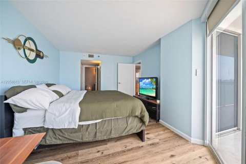 Condominio en venta en North Bay Village, Florida, 2 dormitorios, 95.69 m2 № 2158064 - foto 23