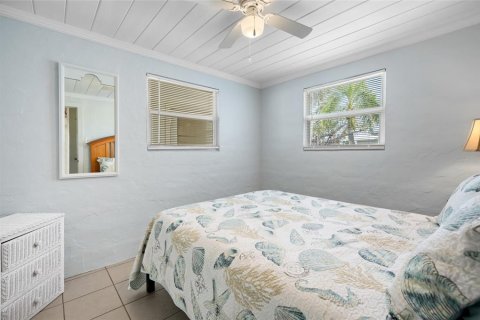 House in Englewood, Florida 3 bedrooms, 118.54 sq.m. № 1734736 - photo 17