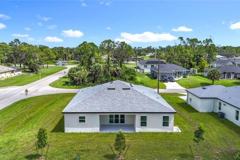 Villa ou maison à vendre à North Port, Floride: 4 chambres, 194.35 m2 № 1904337 - photo 25