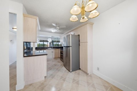 Copropriété à louer à Margate, Floride: 2 chambres, 101.26 m2 № 2276087 - photo 8