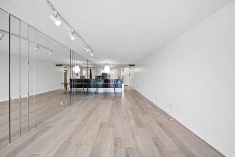 Copropriété à louer à Margate, Floride: 2 chambres, 101.26 m2 № 2276087 - photo 12